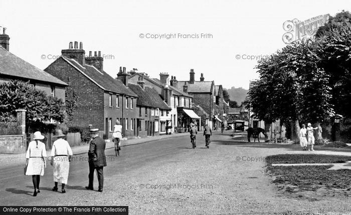 Photo of Cookham, The Village Street 1925
