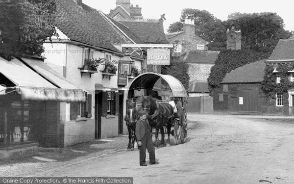 Photo of Cookham, Waggon, Bel And Dragon Hotel 1899