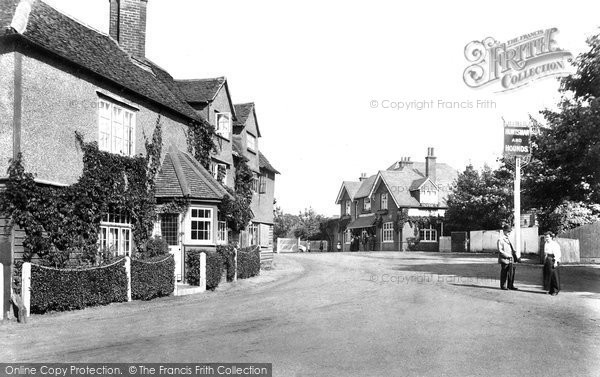 Photo of Corbets Tey, The Village 1908