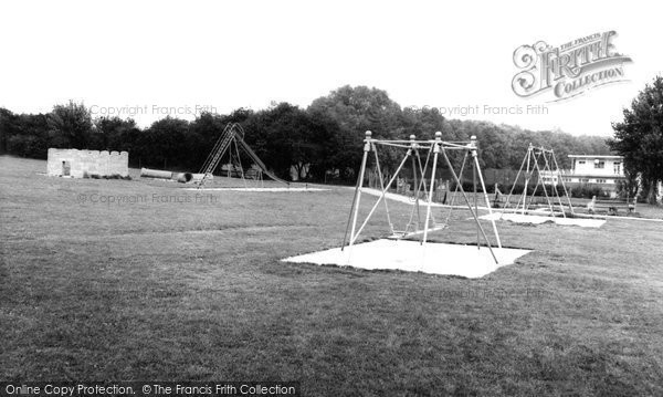 Photo of Corby, West Glebe Park c.1965