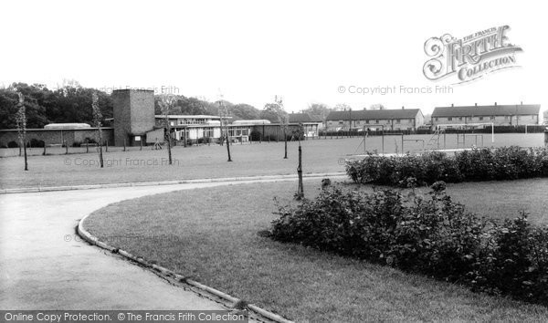 Photo of Corby, Woodnewton Infants School c.1960