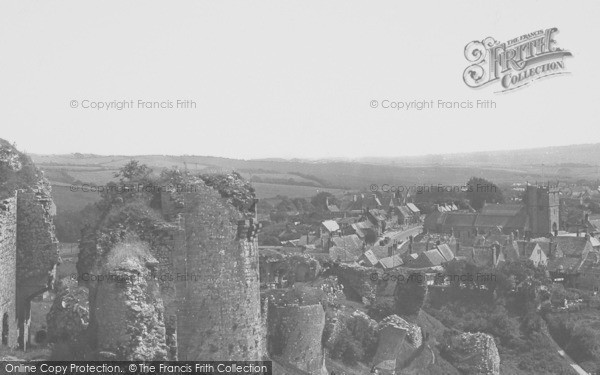 Photo of Corfe Castle, 1931