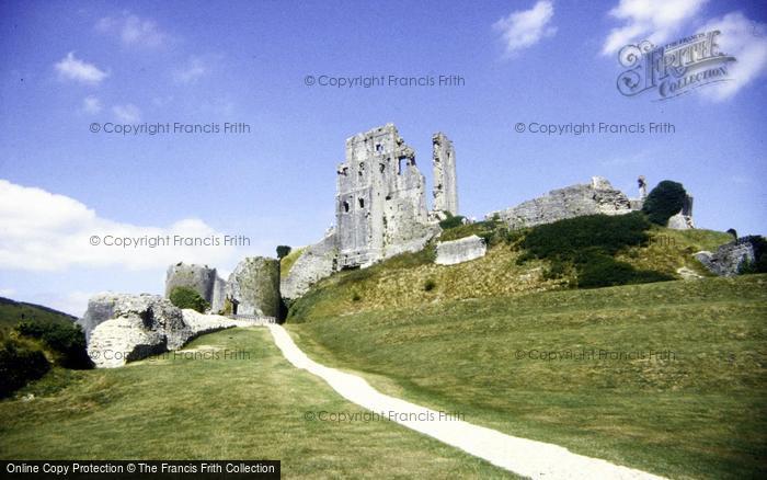 Photo of Corfe Castle, The Castle 1995