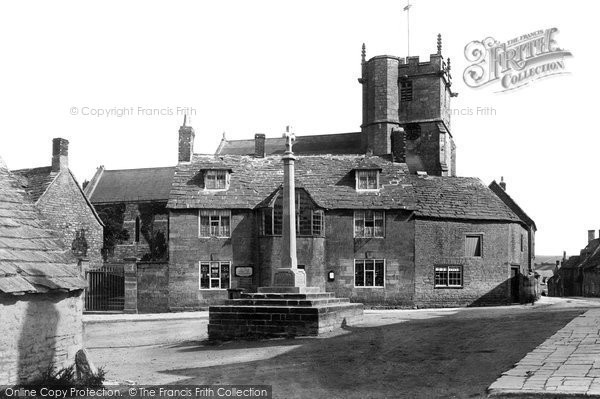 Photo of Corfe Castle, the Cross 1899