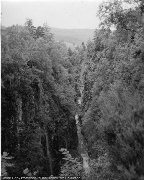 Photo of Corrieshalloch Gorge, 1952