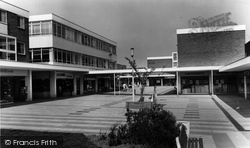 Shopping Cantre c.1967, Corringham