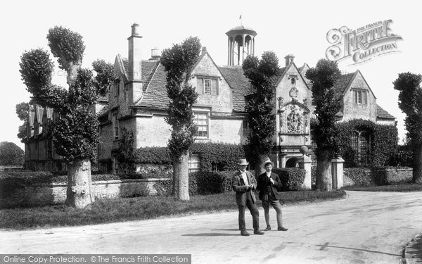 Photo of Corsham, Almshouses 1906