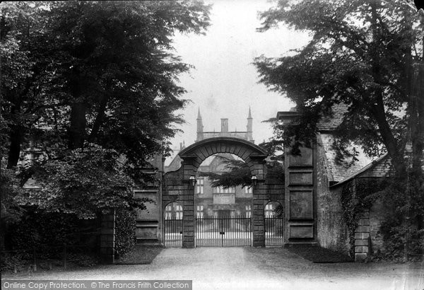 Photo of Corsham, Corsham Court Entrance 1906