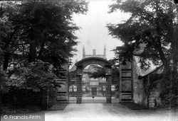 Corsham Court Entrance 1906, Corsham