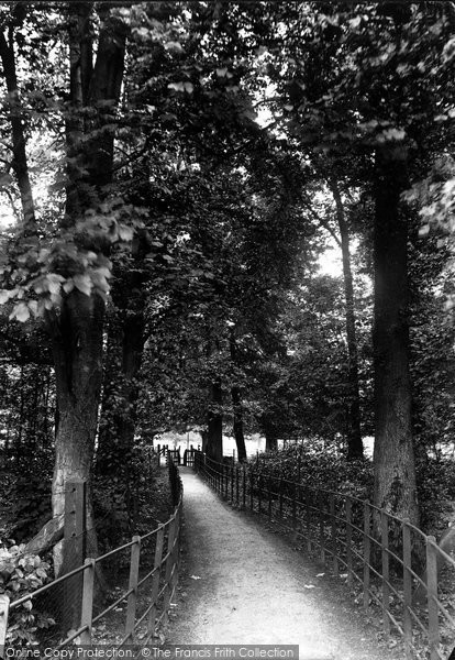 Photo of Corsham, Corsham Park 1907
