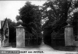 Court And Avenue Gates 1904, Corsham
