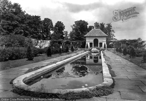 Photo of Corsham, Dutch Garden At Hartham 1907