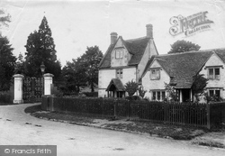 Pickwick, 'beechfield' Gates 1906, Corsham