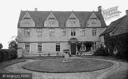 Pickwick Manor House 1906, Corsham