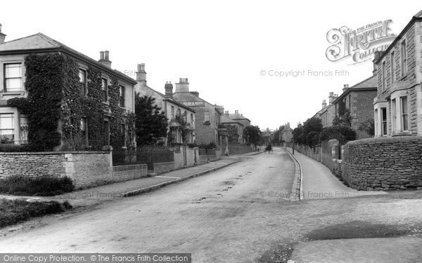 Photo of Corsham, Pickwick Road 1906