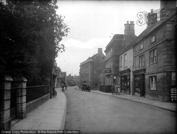 Photo of Corsham, Pickwick Road 1935