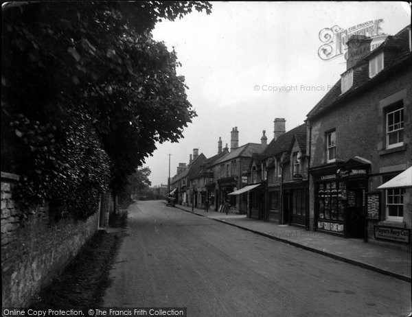 Photo of Corsham, Pickwick Road 1935