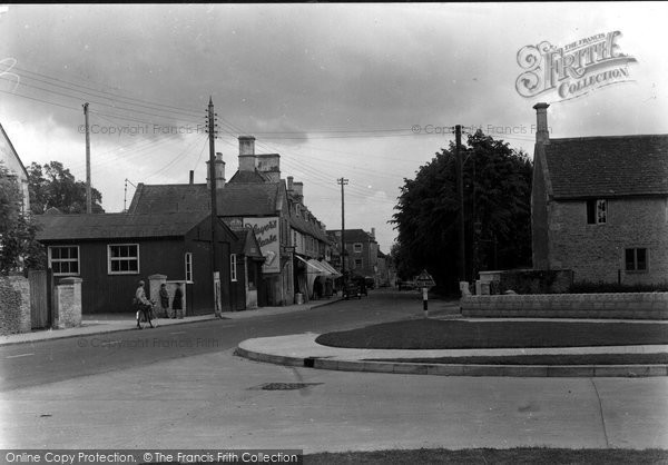 Photo of Corsham, Pickwick Road c.1955