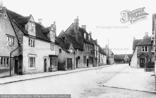 Photo of Corsham, Pickwick Street 1906