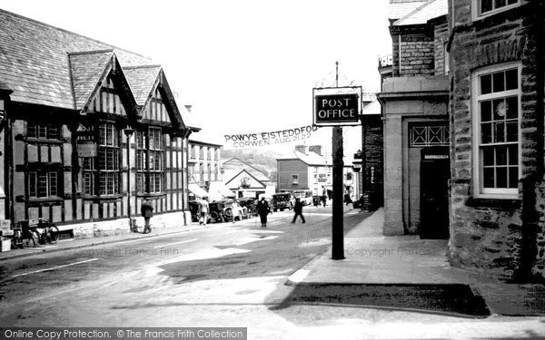 Photo of Corwen, Square c.1950