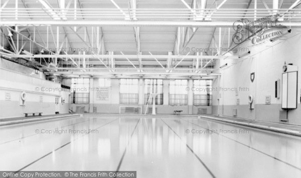 Photo of Cosford, RAF Cosford, Indoor Swimming Pool c.1960
