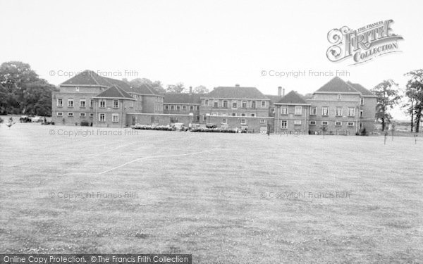 Photo of Cottingham, Ferens Hall c.1965
