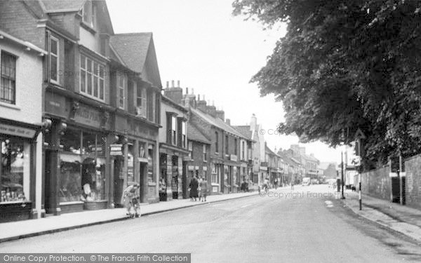 Photo of Cottingham, Hallgate c.1955