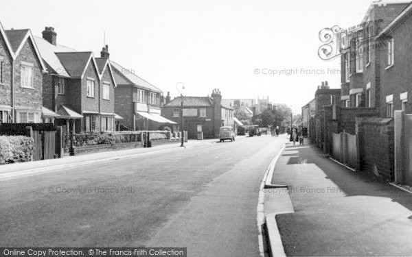 Photo of Cottingham, Hallgate c.1955