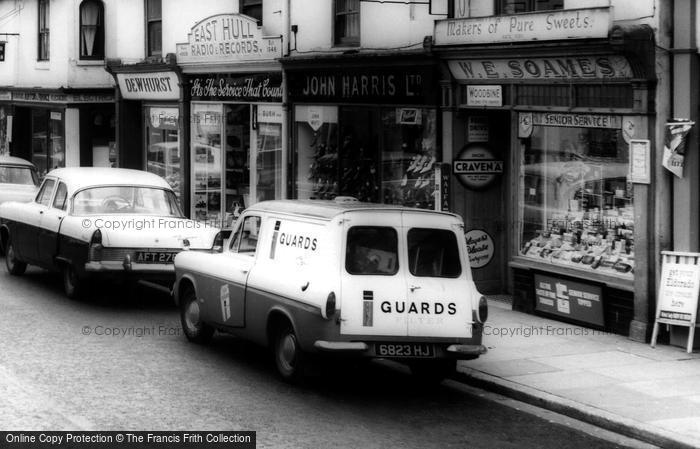 Photo of Cottingham, Hallgate c.1965