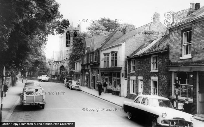 Photo of Cottingham, Hallgate c.1965