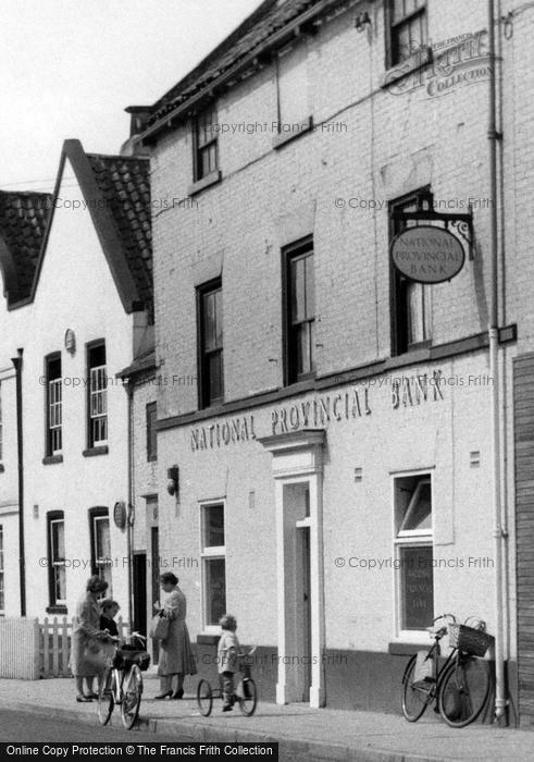 Photo of Cottingham, National Provincial Bank, King Street c.1955