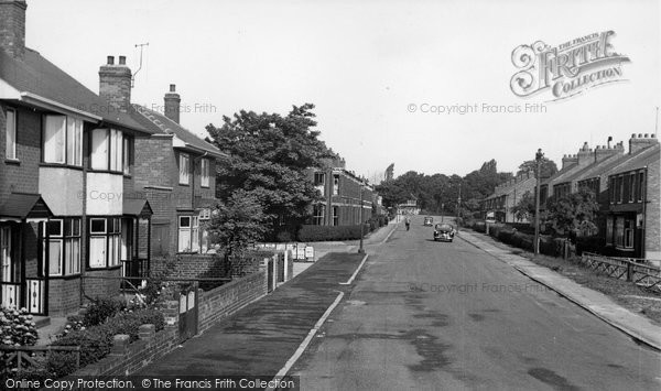 Photo of Cottingham, New Village Road c.1955