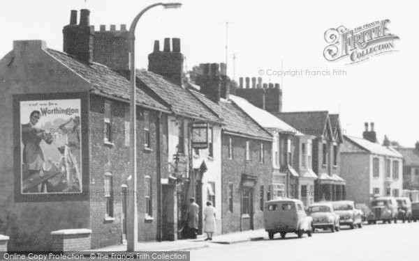 Photo of Cottingham, Thwaite Street c.1955