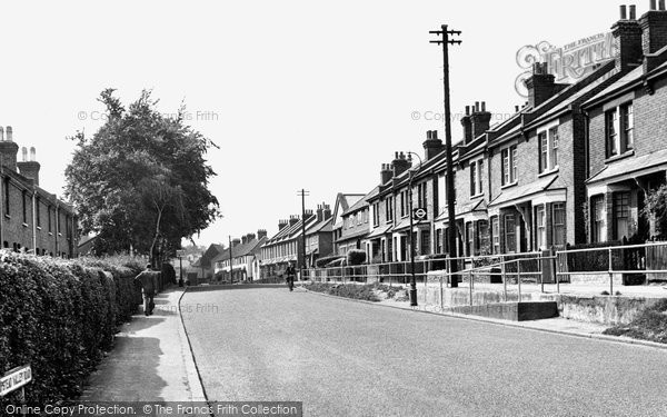 Photo of Coulsdon, Chipstead Valley Road c.1955