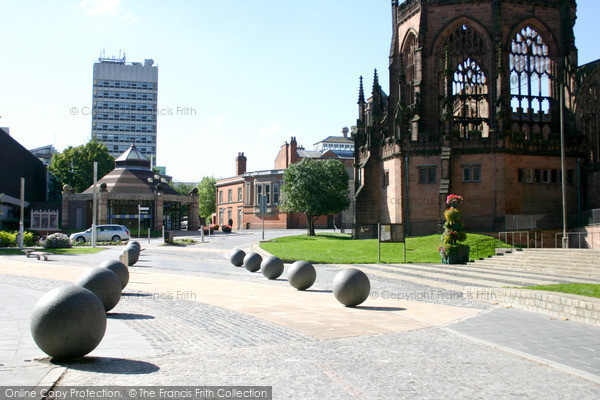 Photo of Coventry, By The Cathedral 2004