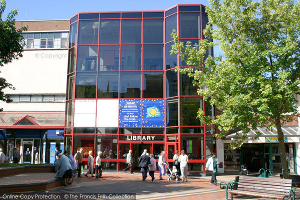 Photo of Coventry, Central Library 2004