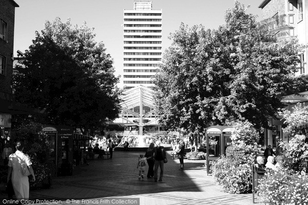 Photo of Coventry, Lower Precinct 2004