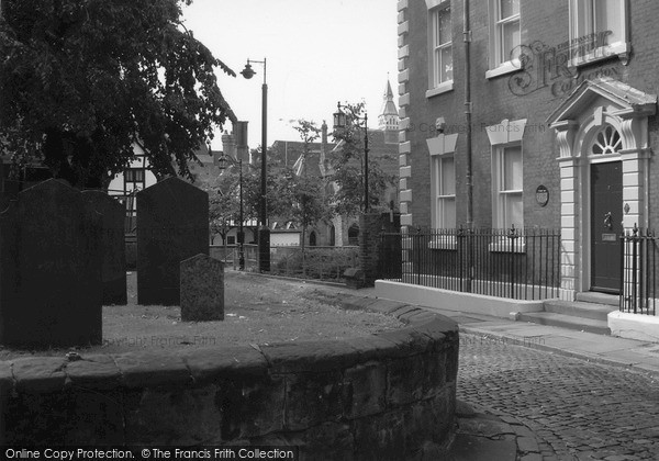 Photo of Coventry, Priory Row 2004