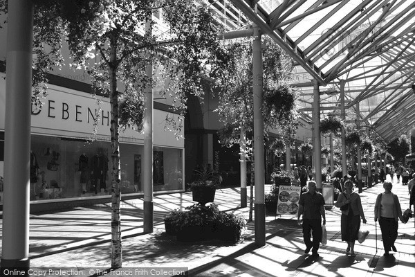 Photo of Coventry, Smithford Way Towards Precinct 2004