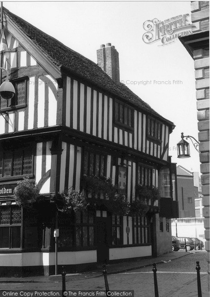 Photo of Coventry, The Golden Cross 2004