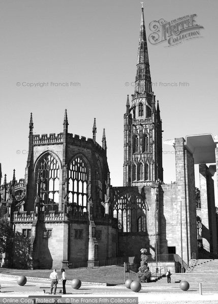 Photo of Coventry, The Old Cathedral 2004