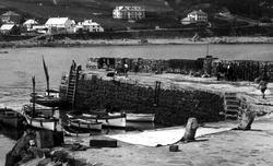 The Harbour Wall 1936, Coverack