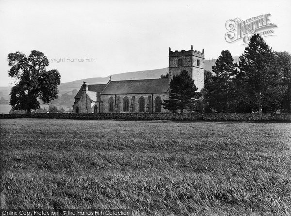 Photo of Coverham, Holy Trinity Church 1926