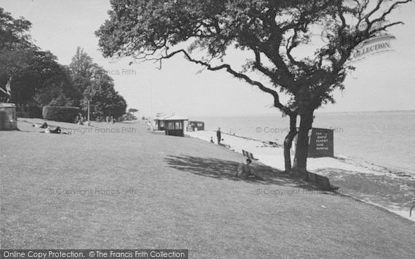 Photo of Cowes, c.1955