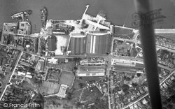 From The Air 1955, Cowes
