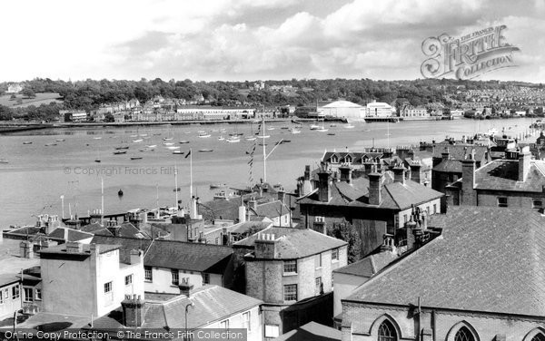 Photo of Cowes, Harbour c.1960