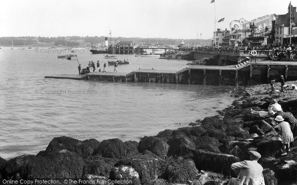 Photo of Cowes, Pier And Landing Stage 1933