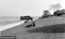 The Beach c.1955, Cowes