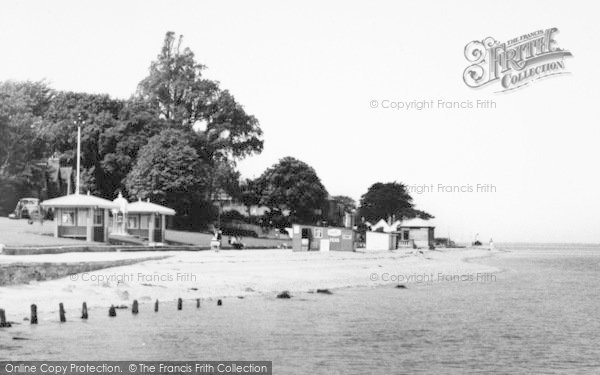 Photo of Cowes, The Beach c.1960