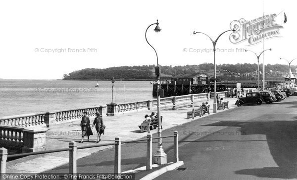 Photo of Cowes, The Esplanade c.1950